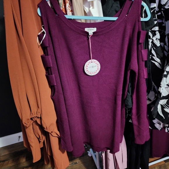 Umgee Purple Off-the-Shoulder Sweater - Picture 1 of 1